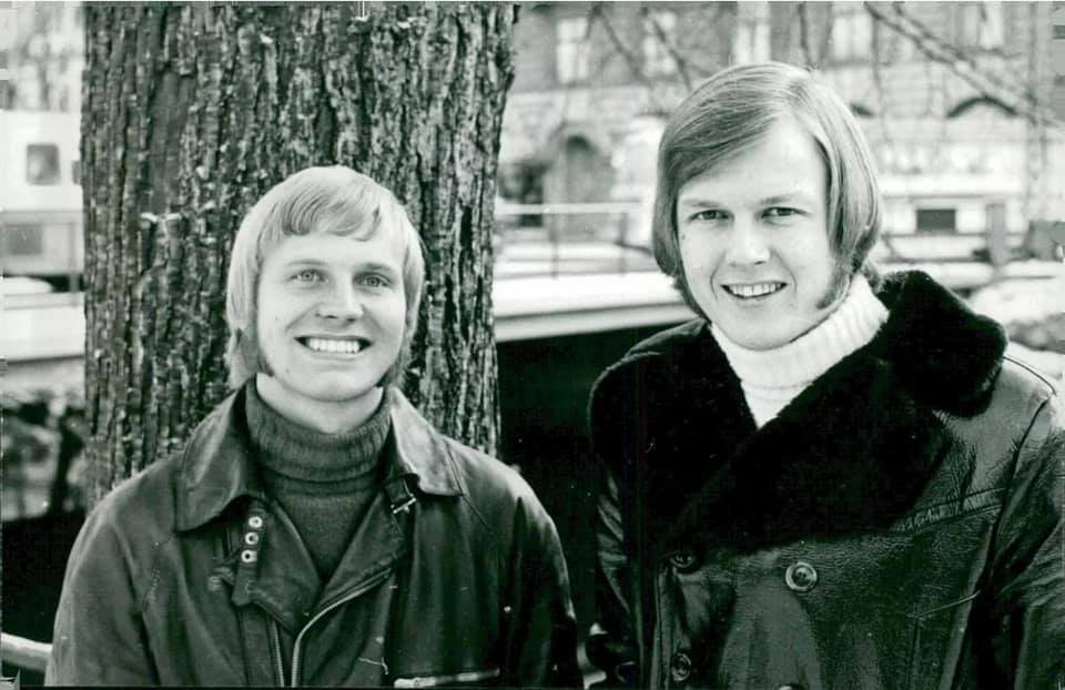 Ronnie Peterson with Reine Wisell.