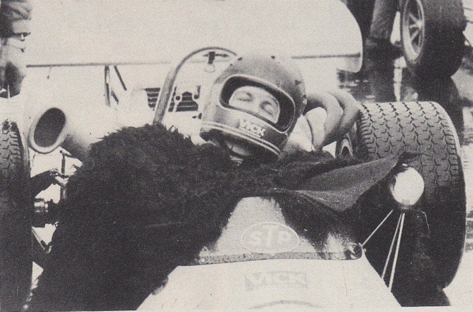 Ronnie Peterson sleeping in his car in 1971.