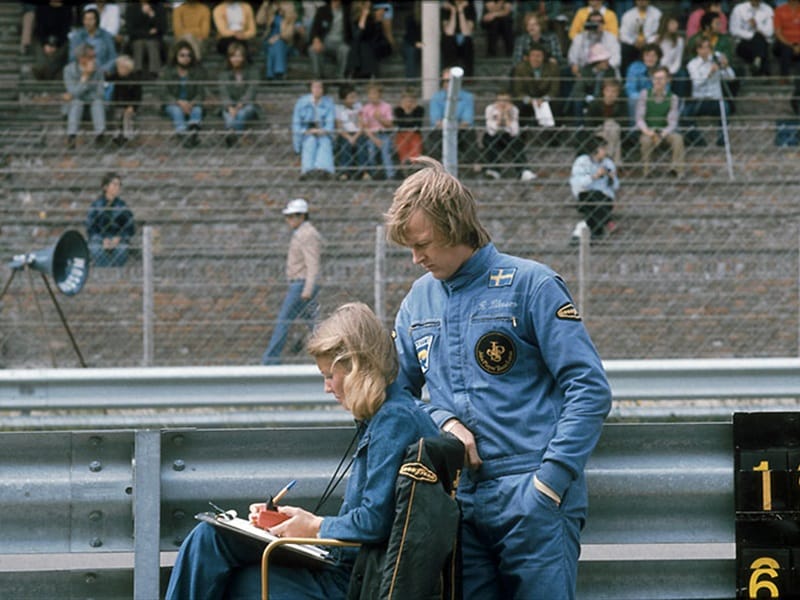 Ronnie Peterson, JPS Lotus F1, with Barbro at the Dutch Grand Prix on 23 June 1974.