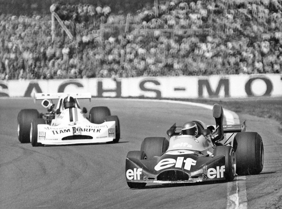 David Purley and Patrick Tambay in 1974 at Hockenheim in F2.