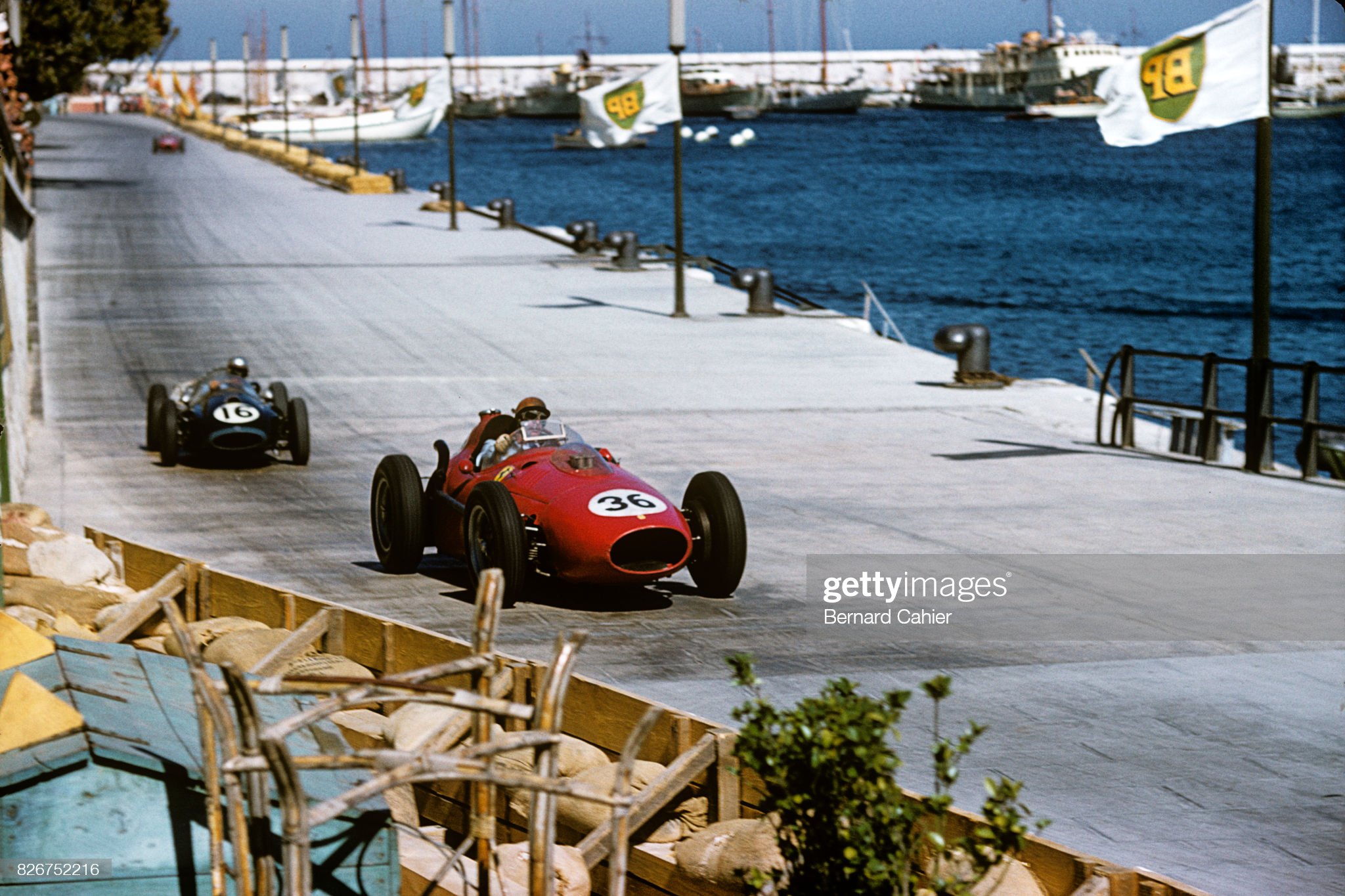 Peter Collins, Jack Brabham, Ferrari D50, Cooper-Climax T45, Grand Prix of Monaco.