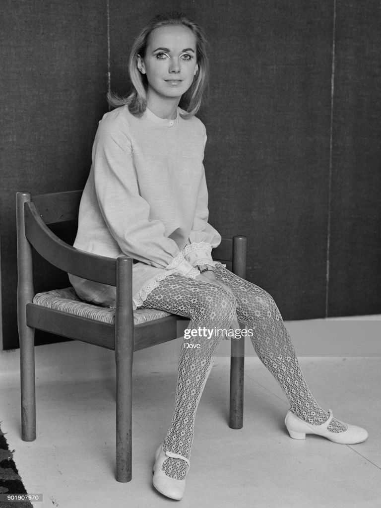 Fashion model Lady Sarah Curzon, 16th May 1968.