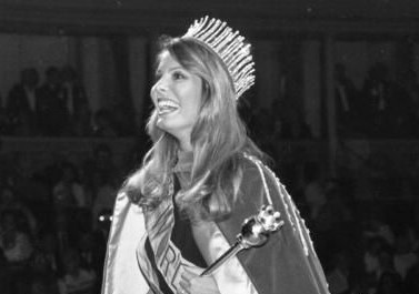 Marjorie Wallace, the first American crowned as Miss World.