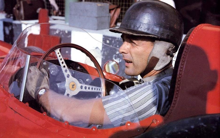Phil Hill, Ferrari Dino 246, at the 1958 Italian GP in Monza. 