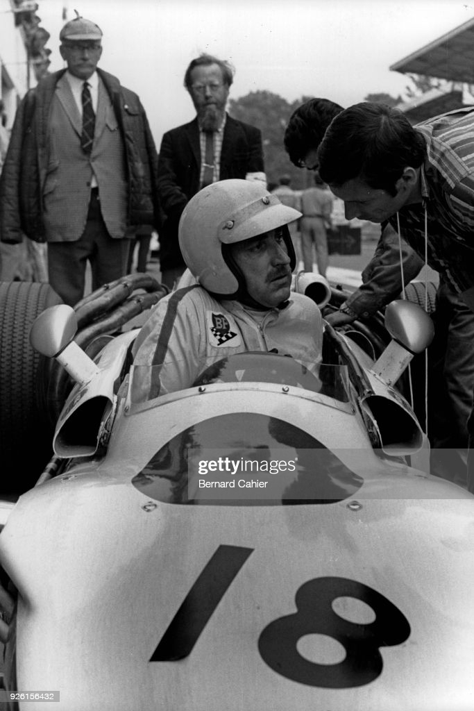 Jo Schlesser, Honda RA302, Grand Prix of France, Rouen-Les-Essarts, 07 July 1968.