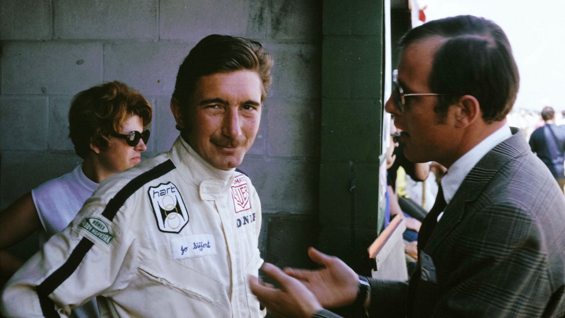 Sebring, March 12, 1969, Jo Siffert in the middle, Rico Steinemann on the left, Mrs. Mitter in the background.