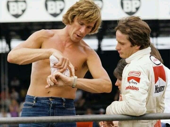 Gilles Villeneuve with James Hunt.