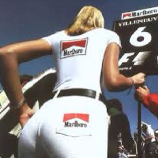 A Jacques Villeneuve’s grid girl.