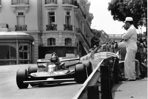 Gilles Villeneuve at Monaco GP in 1979.