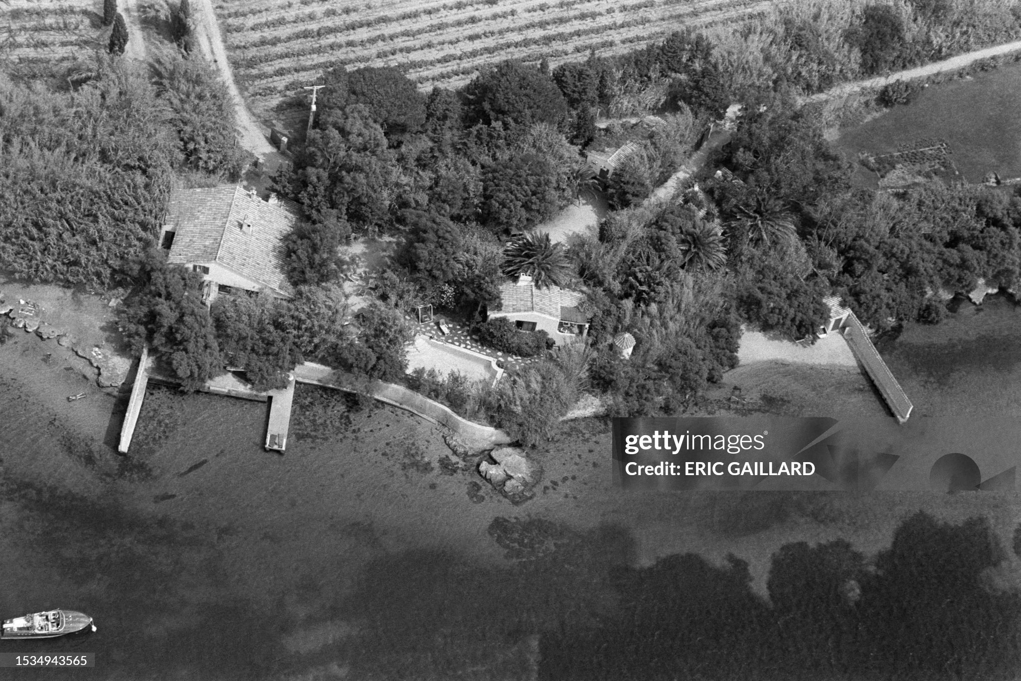 A picture taken on 17 August 1982 shows an aerial view of La Madrague house, property of French actress Brigitte Bardot in Saint-Tropez, southeastern France. 