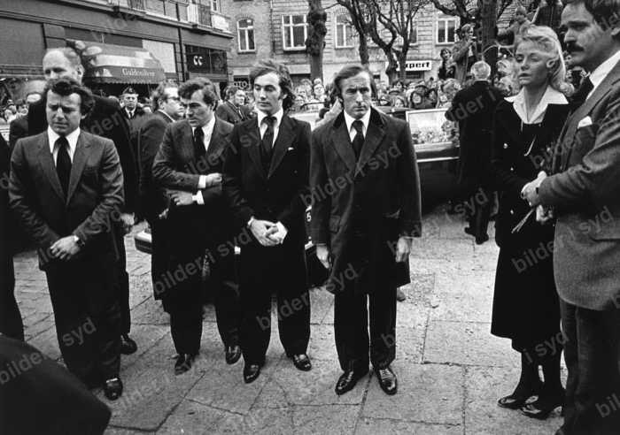 Jackie Oliver, David Roody, Rupert Keegan and Jackie Stewart attended the funeral, together with Gunnar’s girlfriend Christina Tenshult.