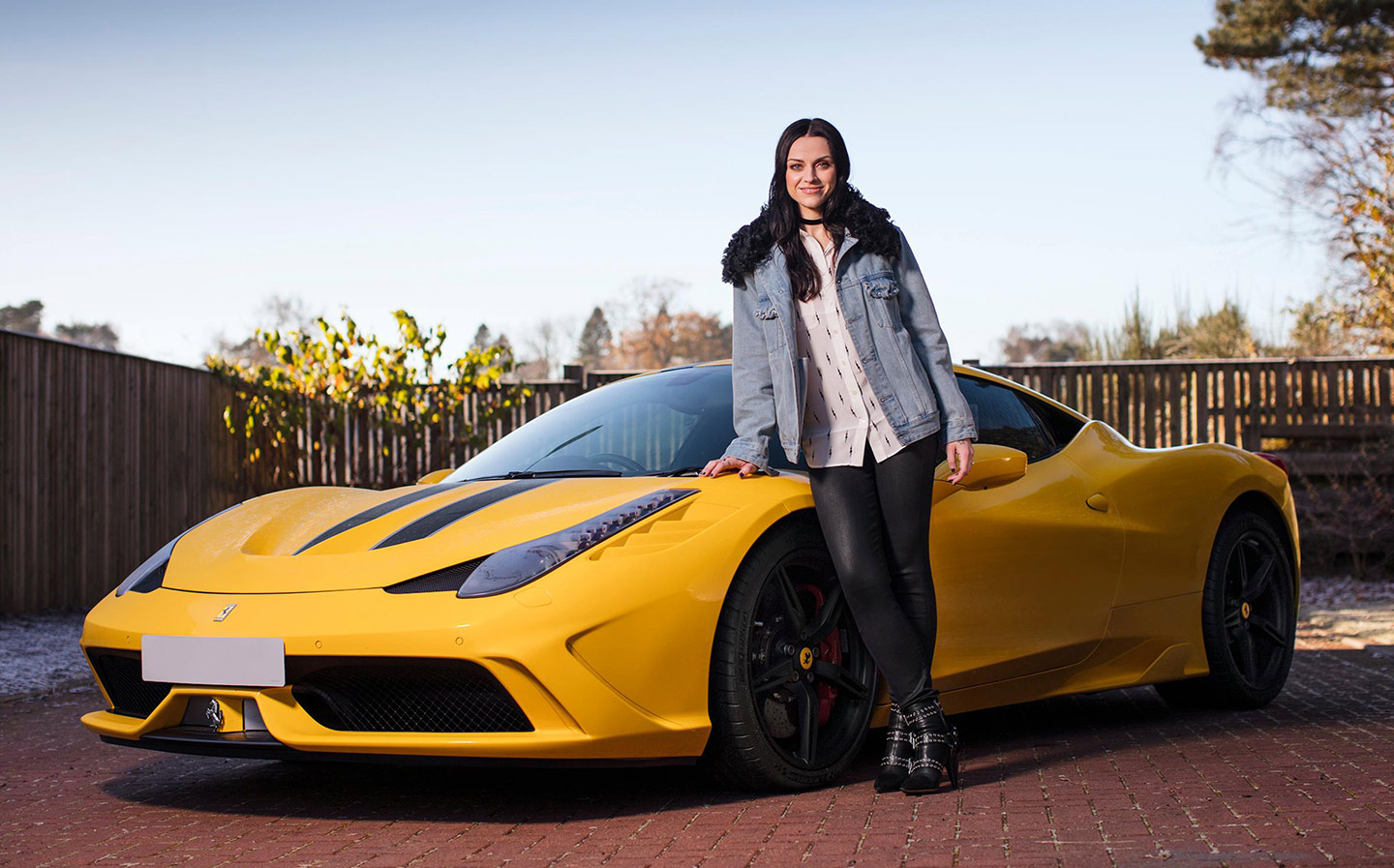 Amy Macdonald and her yellow Ferrari.