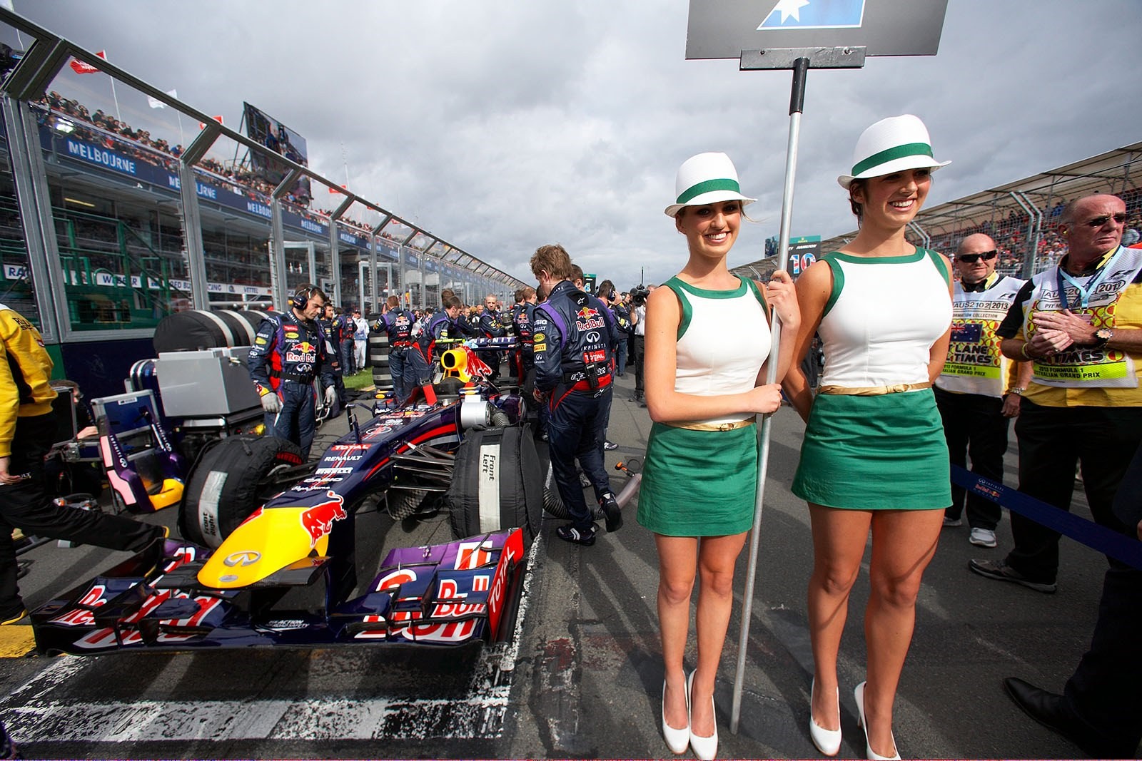 Formula 1 grid girls at Melbourne, Australia, in 2013. 