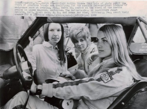 Janet Guthrie, Donna Mae Mims and Liane Engeman prepare themselves for the Sebring 12 Hours in 1969, in their Sebring Sprite.