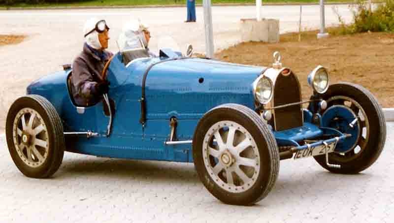 Vintage Bugatti Headbutts a dodge