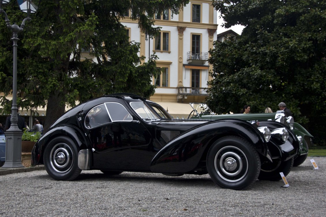 Bugatti Atlantic 57SC Vintage Car