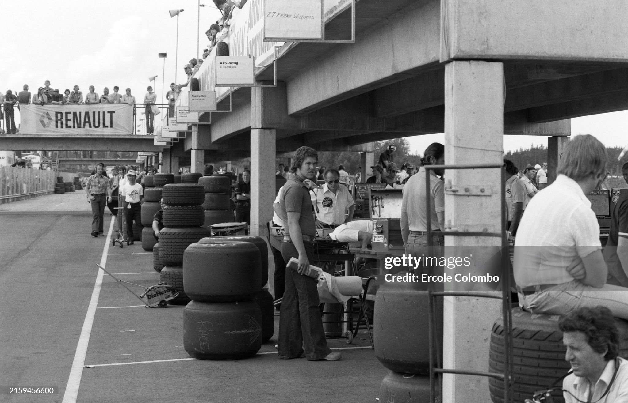Williams pits during the Swedish Grand Prix at Anderstorp Raceway on 19 June 1977. 