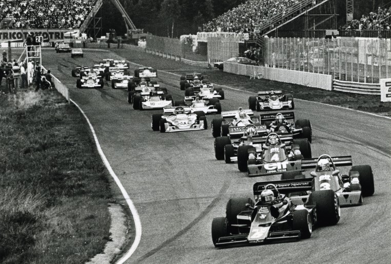 Start of Anderstorp Swedish GP in 1976.