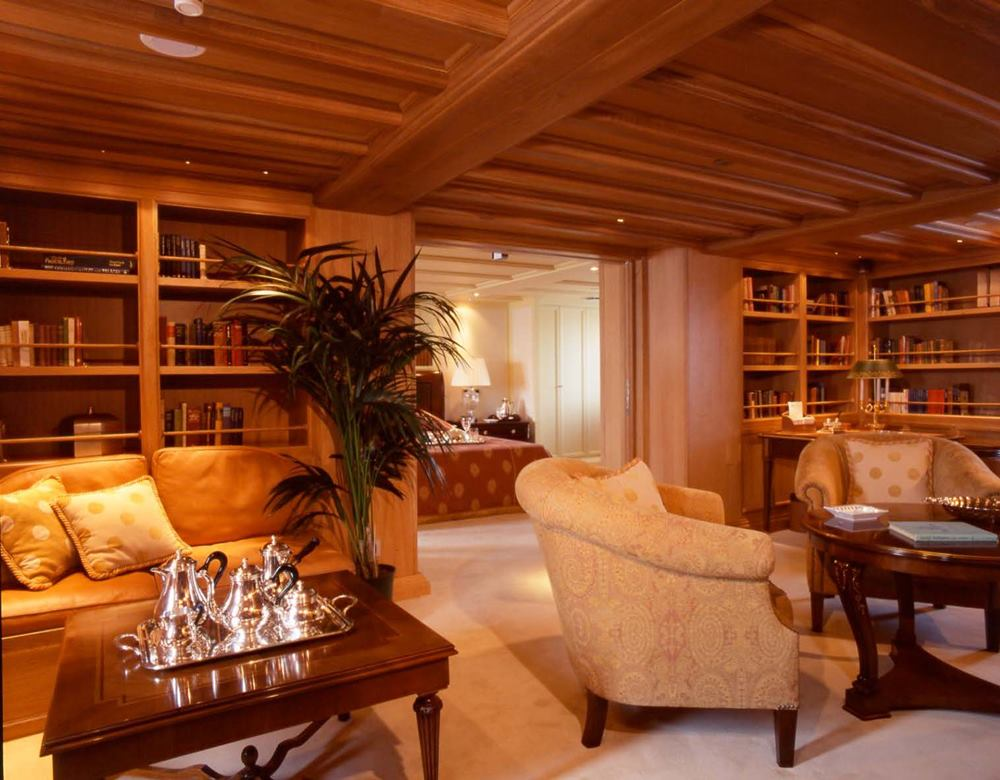 One of the rooms of the Christina O’.