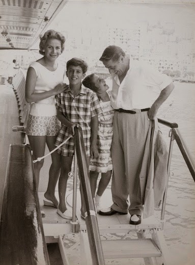 Rare picture of the Onassis family. 