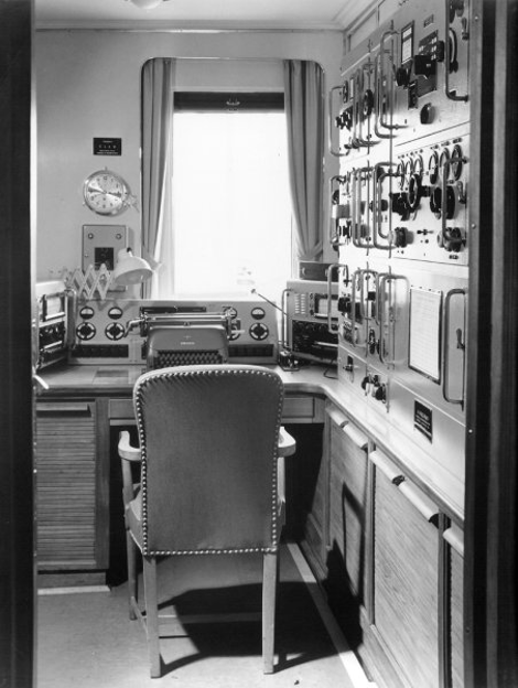 The interior of one of the Christina's rooms.