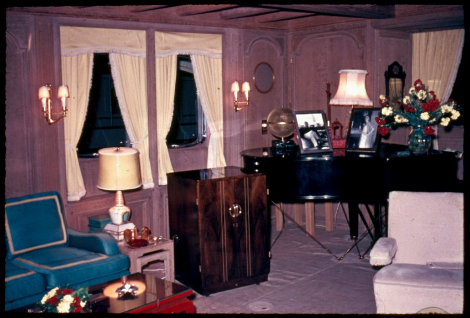 The interior of one of the Christina's rooms.