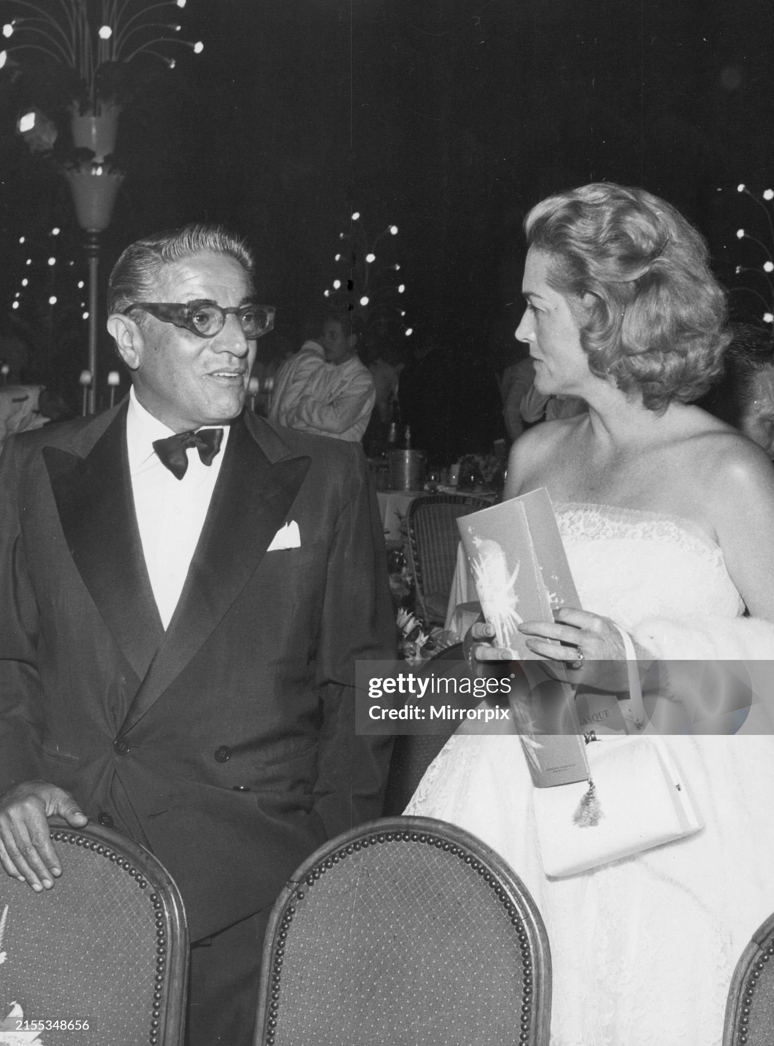 Aristotle Onassis attends the Red Cross Gala ball at Monte Carlo's Sporting Club in Monaco on 07 August 1960. 
