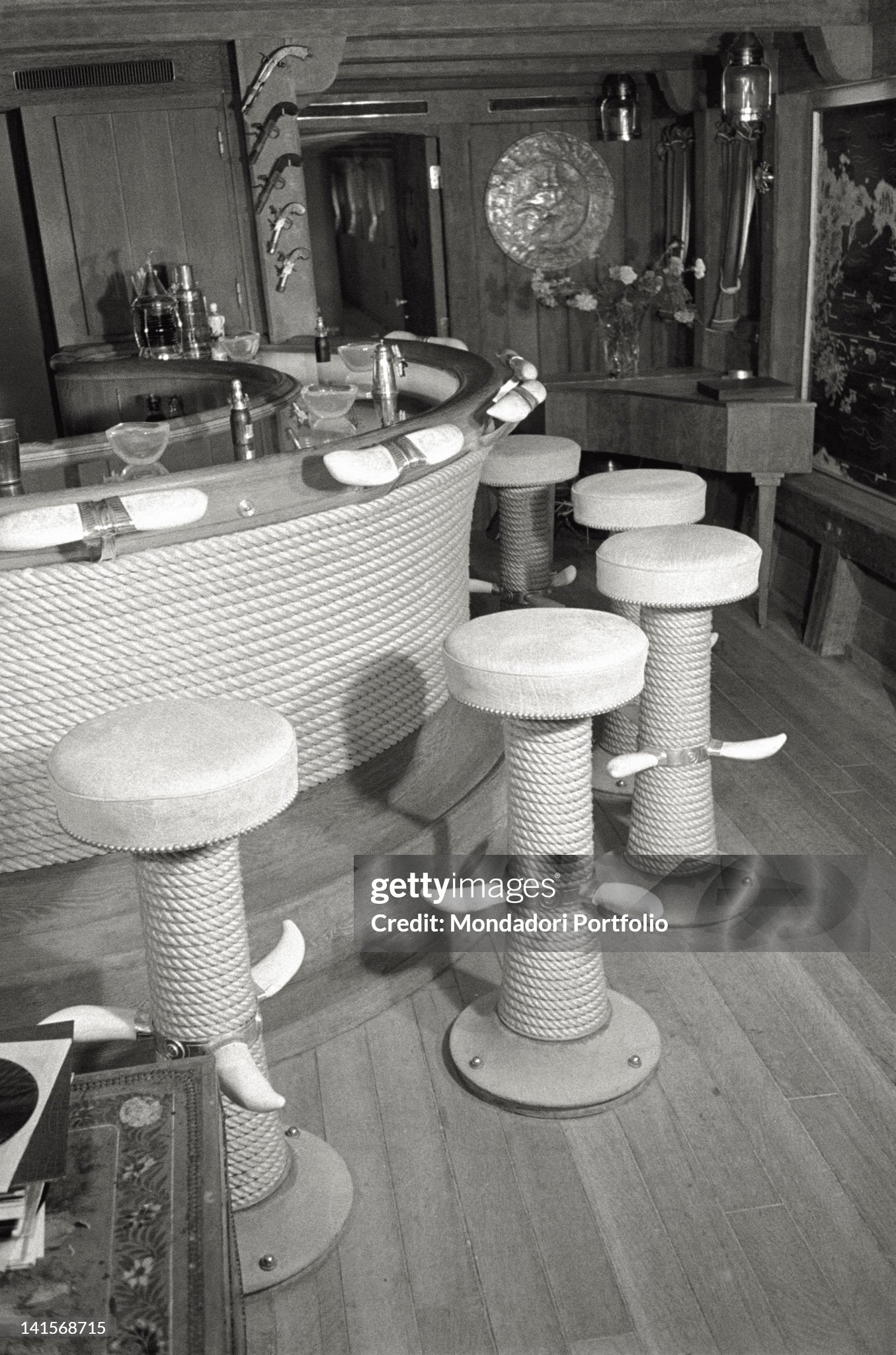 Ari's circular bar on board of the 'Christina’. At this counter it is said it took place the first meeting between John F. Kennedy and Winston Churchill. Montecarlo, June 1961.