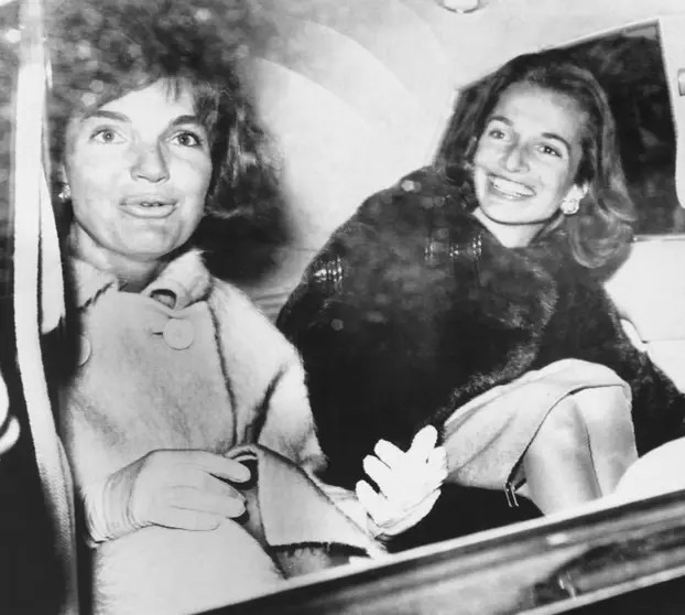 Jackie and Lee Bouvier circa October 1968. 