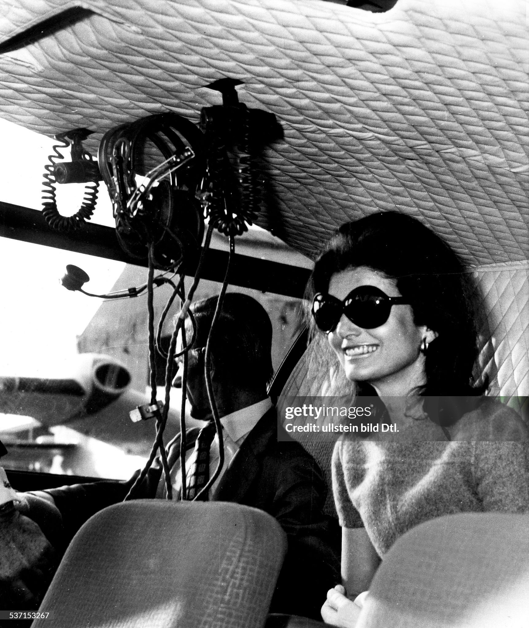 Jacqueline Onassis in an helicopter on 01 December 1973. 