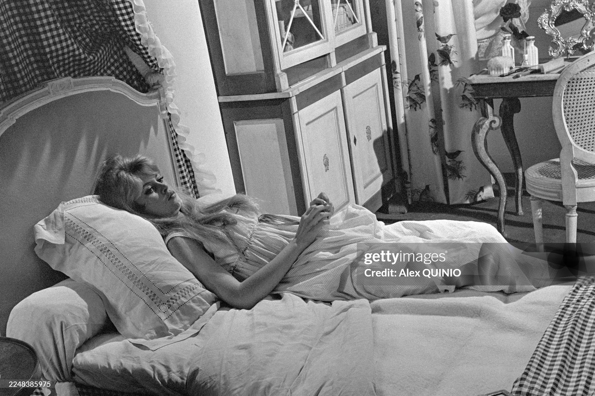 Brigitte Bardot on the set of 'La Parisienne' by Michel Boisrond in 1957. 