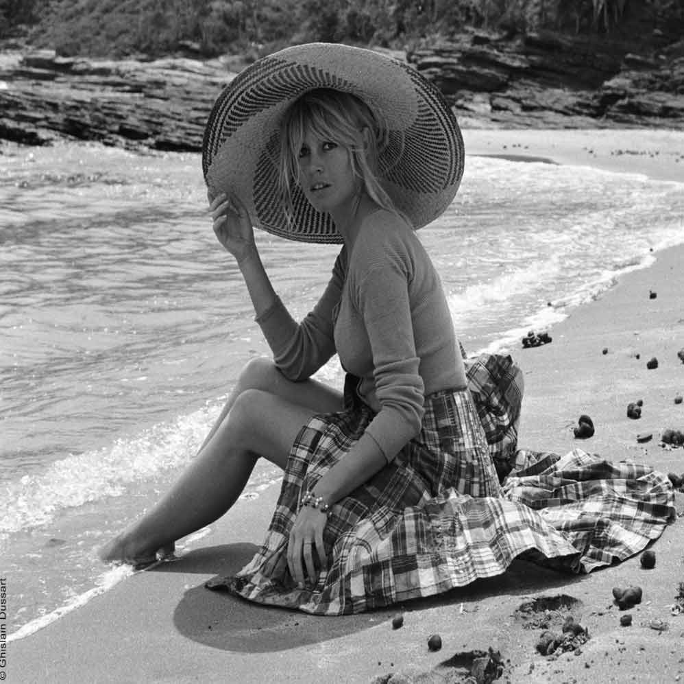 Brigitte Bardot on the beach in Saint Tropez. 
