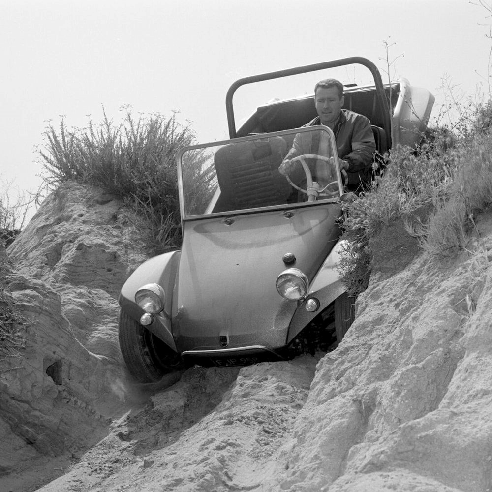 Bruce Meyers testing an original Manx hand built in the 60’s. 