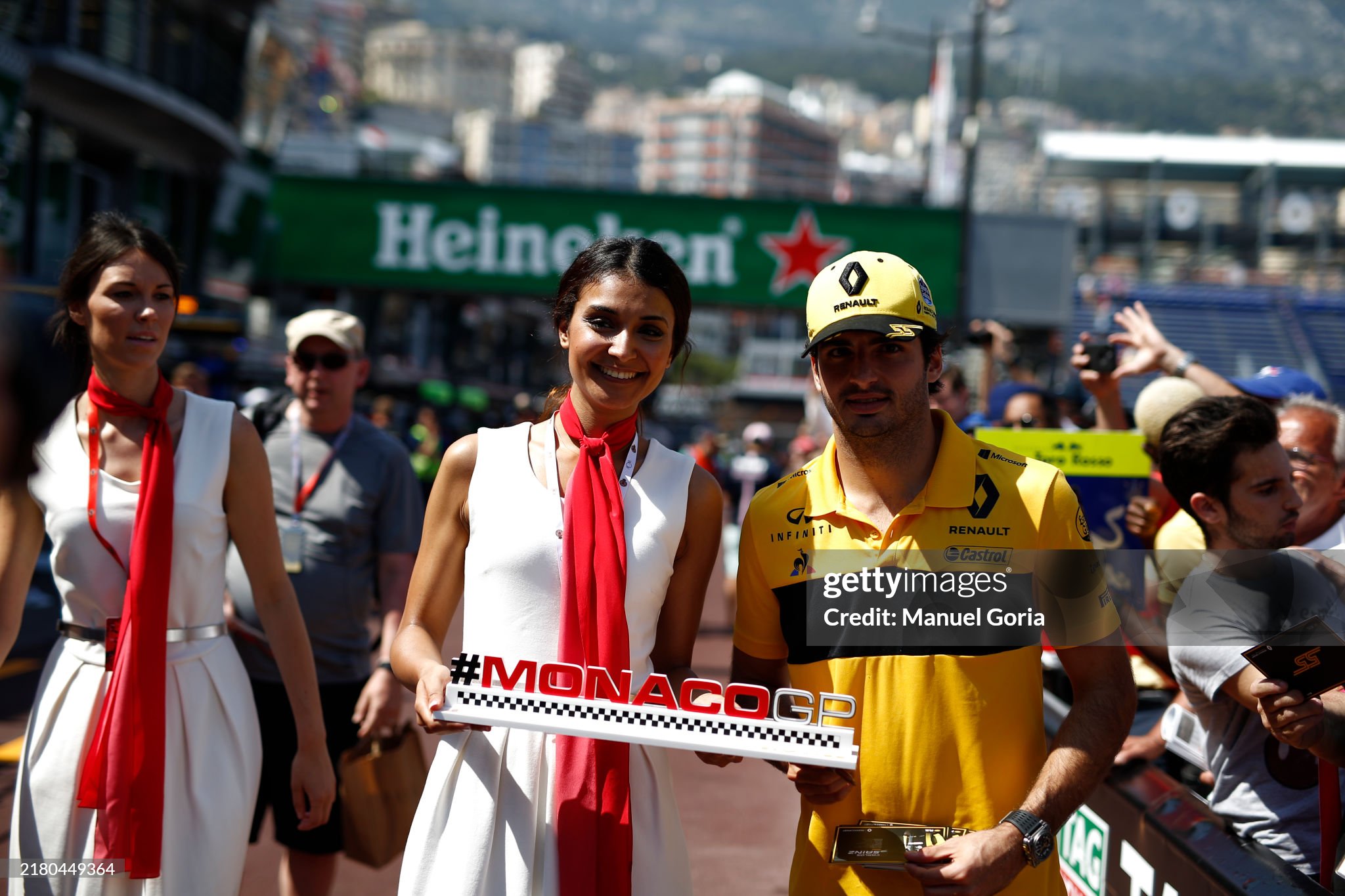 Carlos Sainz jr, Renault Sport F1 Team and girl during the Monaco GP on May 25, 2018 in Monte Carlo, Monaco. 