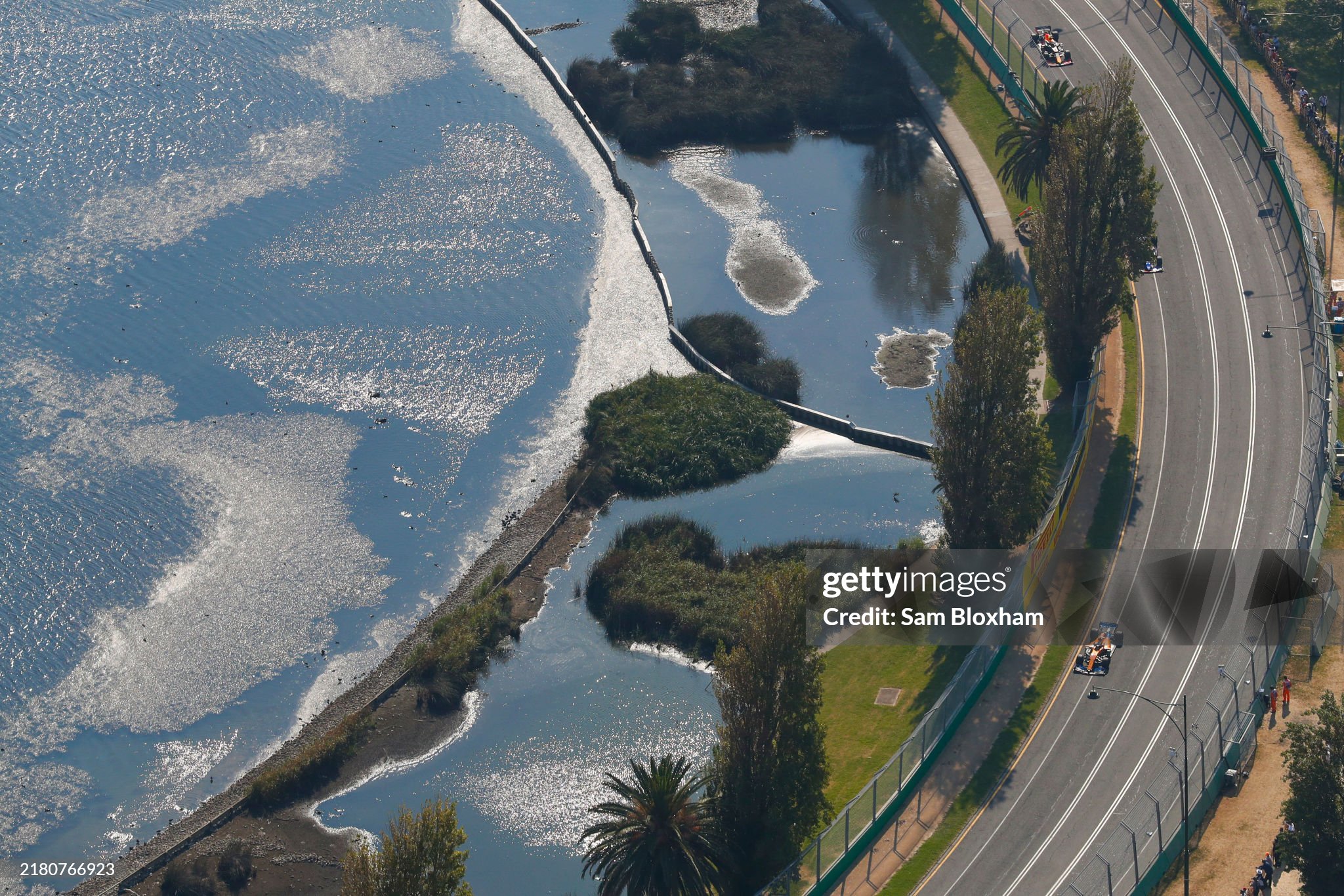 Carlos Sainz Jr., McLaren MCL34, during the Australian GP at Melbourne Grand Prix Circuit on March 17, 2019. 