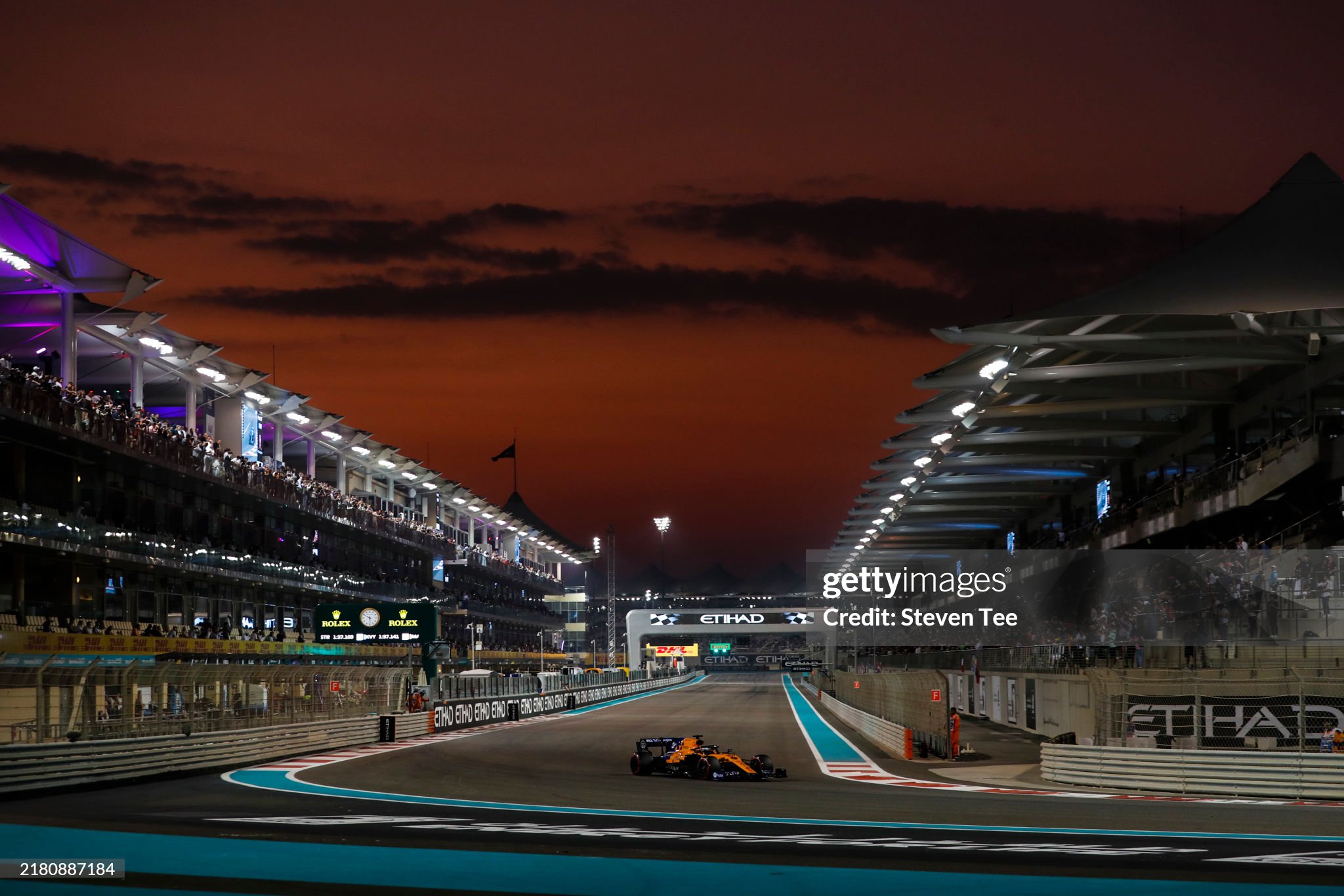 Carlos Sainz Jr., McLaren MCL34, during the Abu Dhabi Grand Prix at Yas Marina Circuit on November 30, 2019. 