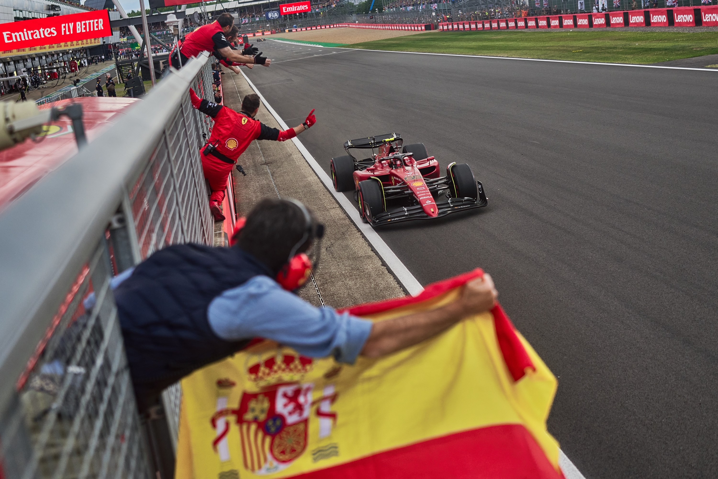 Carlos Sainz wins at Silverstone on July 03, 2022.