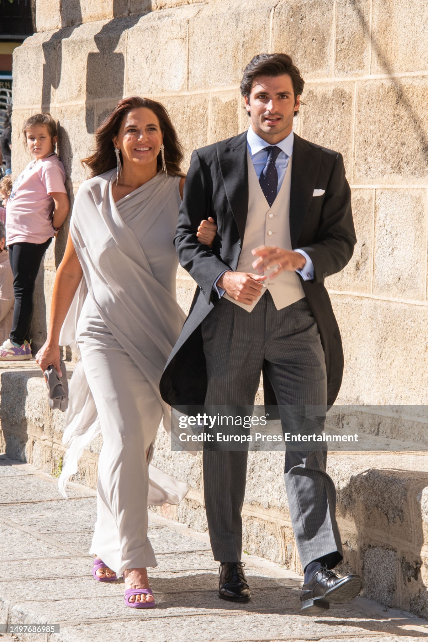 Carlos Sainz Jr and his mother Reyes Vazquez de Castro at the wedding of Blanca Sainz and Guillermo Comenge in the church of Santiago Apostol in the town of Cebreros on June 09, 2023 in Avila, Spain. 