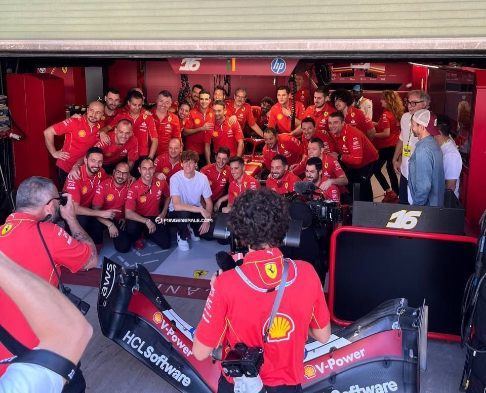 Jannik Sinner in a group photo with the Ferrari team at the Abu Dhabi Grand Prix on December 08, 2024.