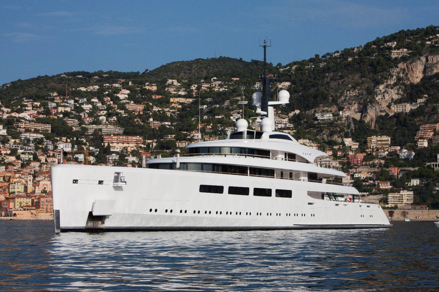 The yacht Vava II was built by Devonport in 2012.