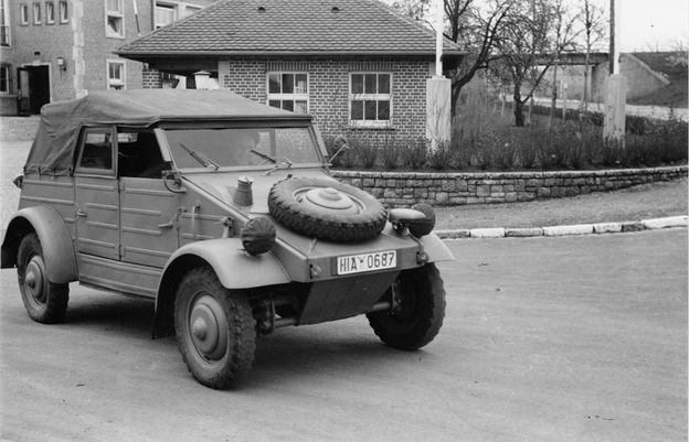    Based on the 'KdF' car, the Type 82 VW is a military vehicle produced at the Volkswagen factory from 1940-1945.   1920: son Ferry in his 