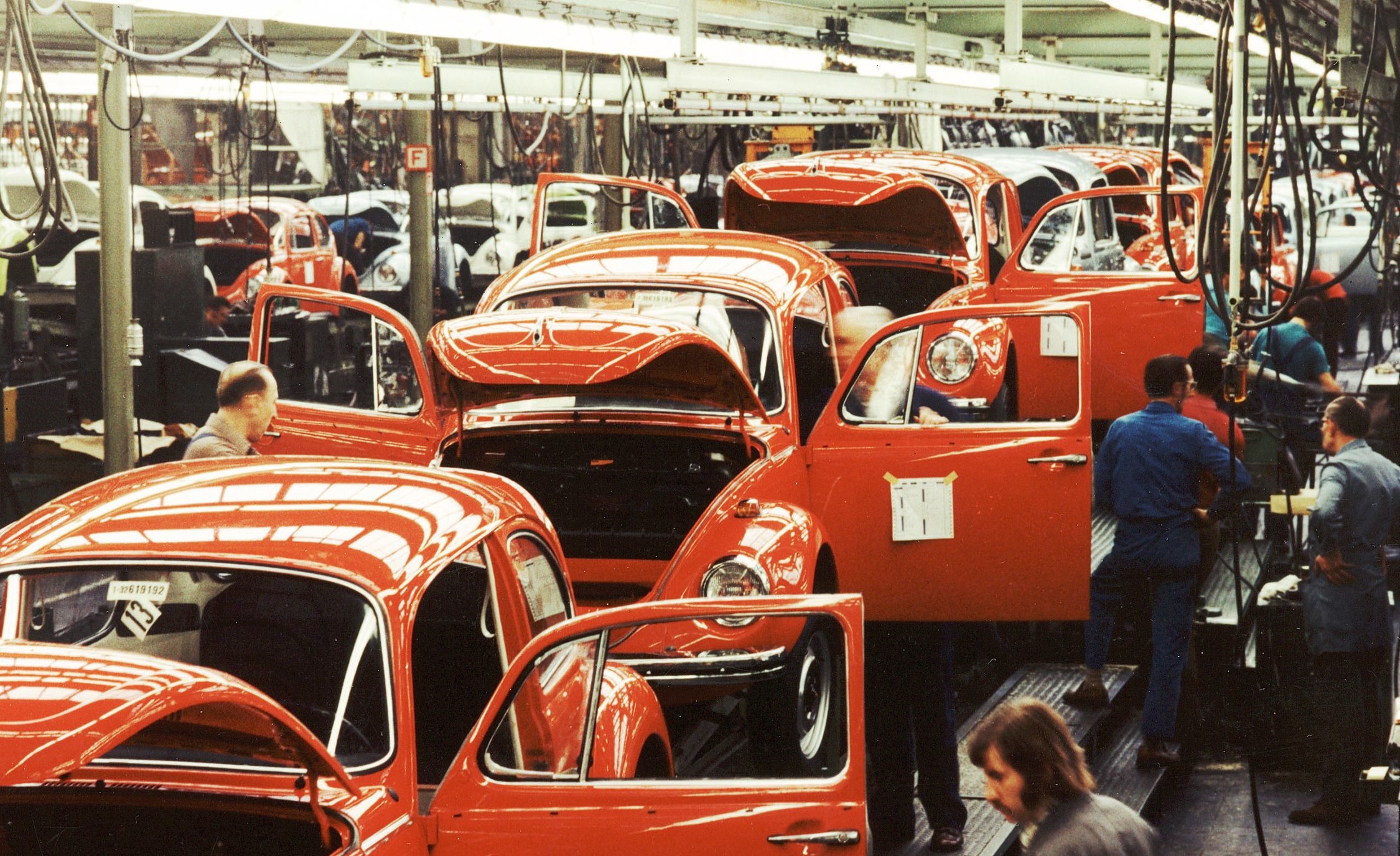 1973 VW Beetles assembly.