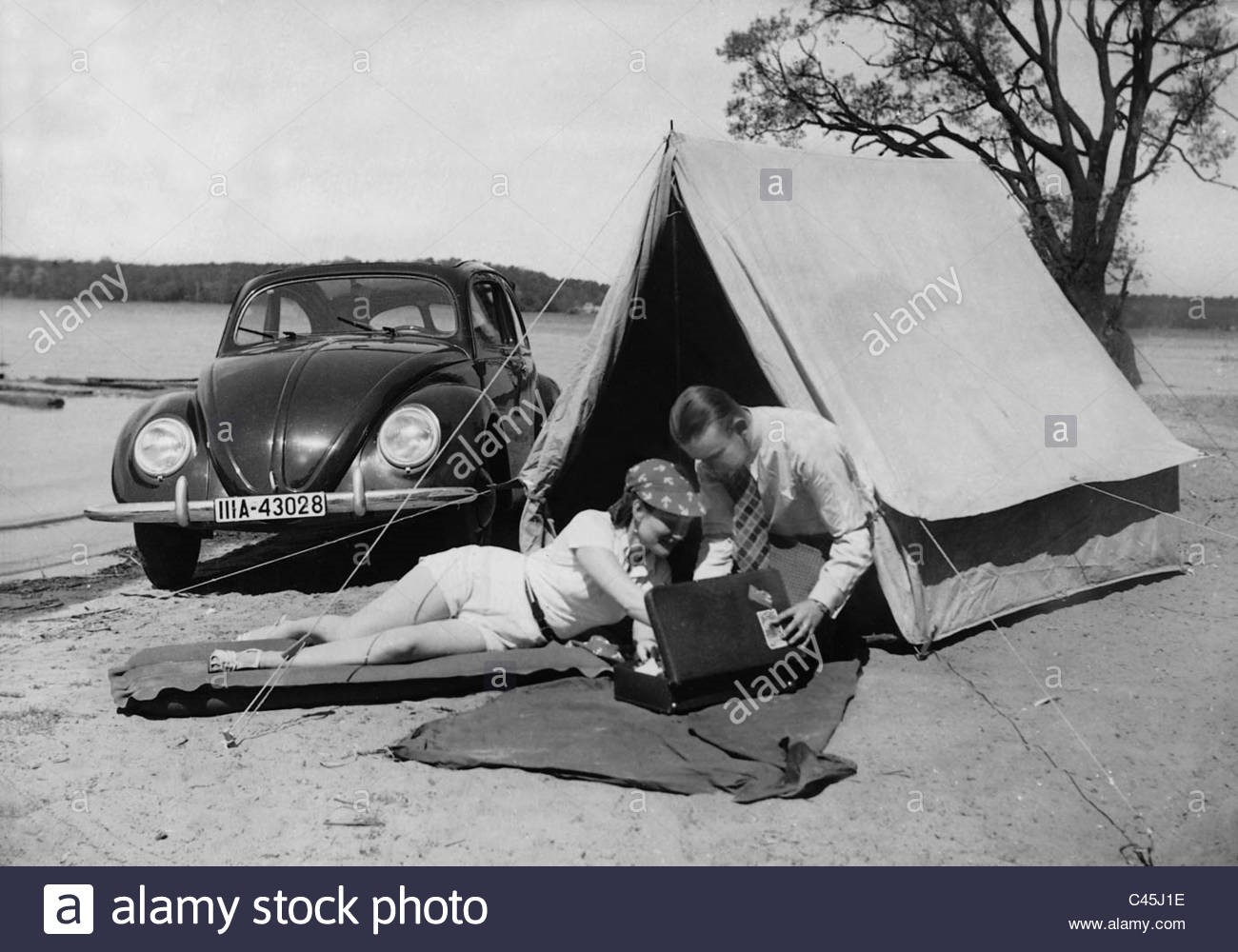 Weekend getaway with a VW Beetle in 1939.