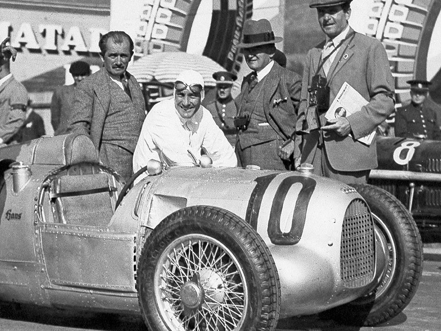 1934 Brno GP at Masaryk-Ring, F. Porsche with Hans Stuck and Auto-Union.