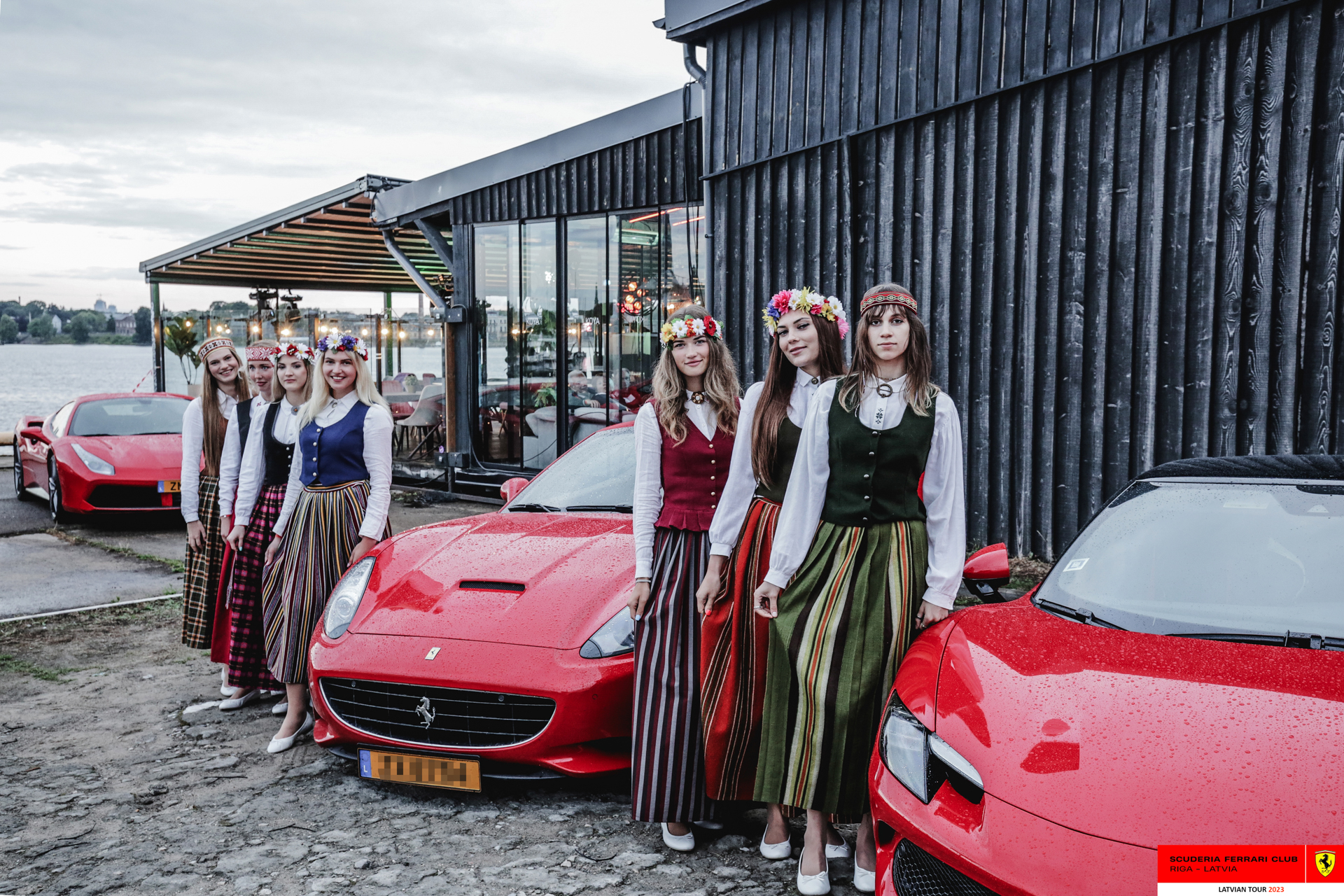 SFC Riga grid girls and Ferraris. 