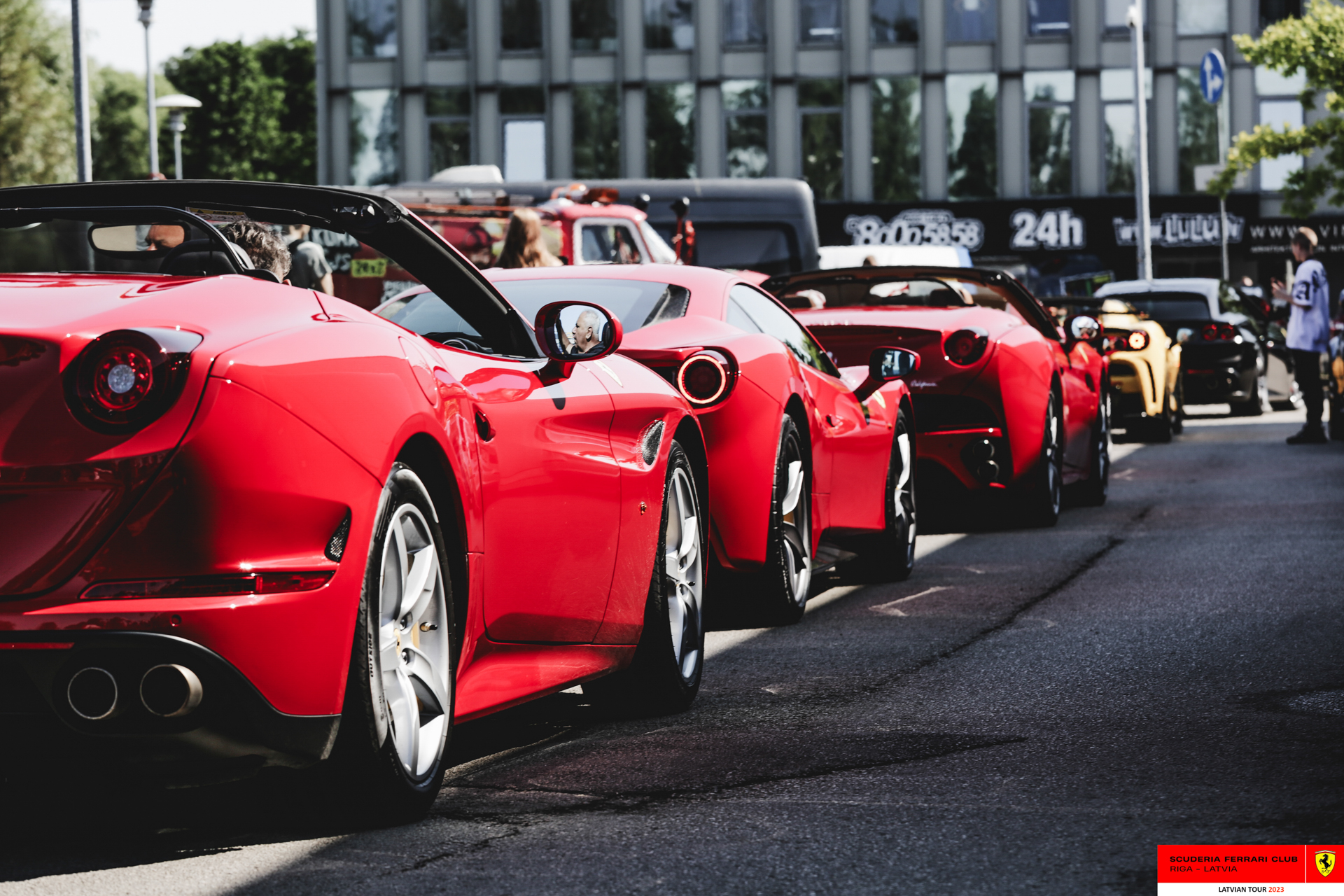 The Ferraris in line to start the tour. 
