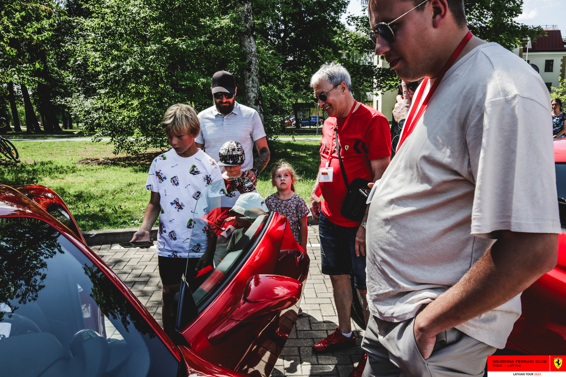 Public around the Ferraris in Sigulda. 
