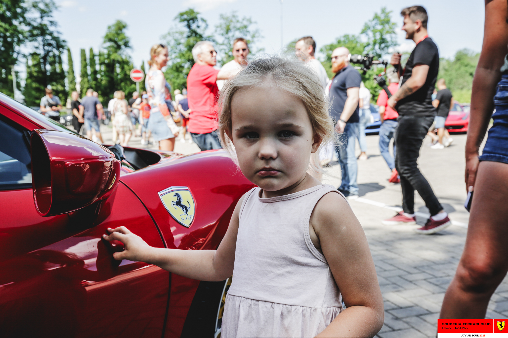Public around the Ferraris in Sigulda.