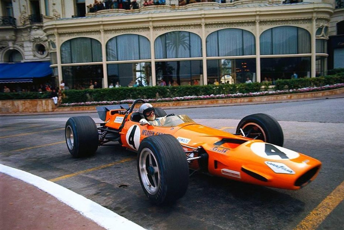 Bruce McLaren, McLaren – Ford M7C, at the Monaco GP on 18 May 1969.