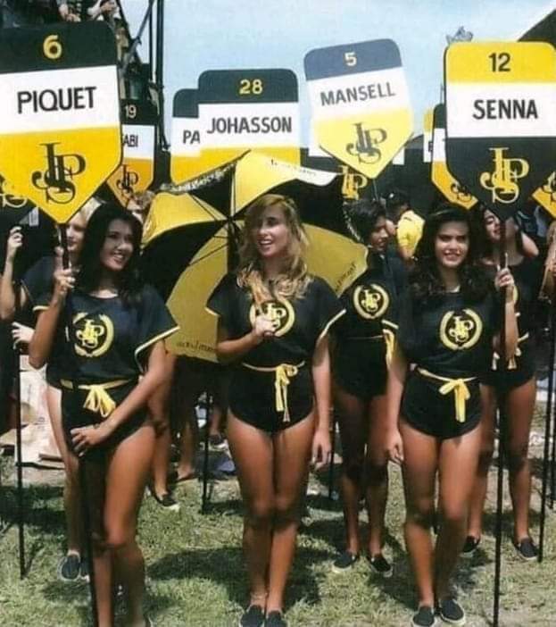 JPS grid girls during the Brazilian Grand Prix in Jacarepaguá, Rio de Janeiro, on 23 March 1986.